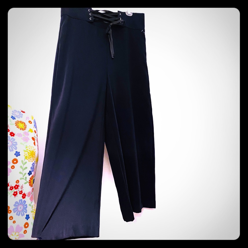 Zara Basics High Rise Wide Leg Cropped Pant